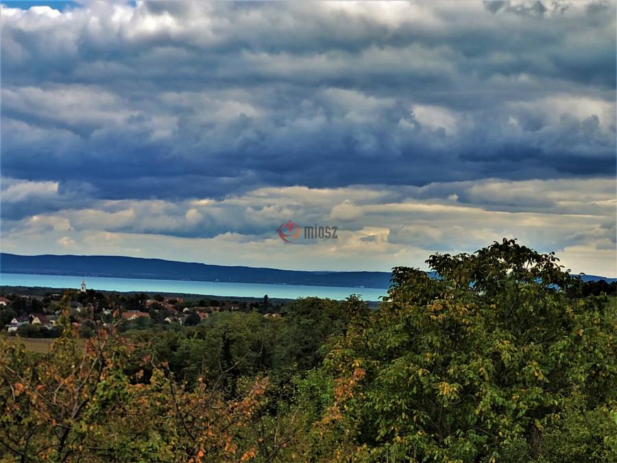 eladó  Építési telek, Balatoncsicsó