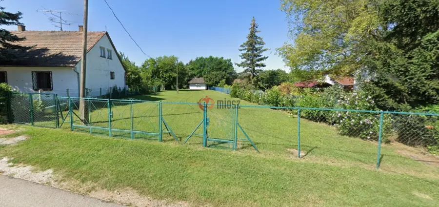eladó  Építési telek, Balatonszárszó