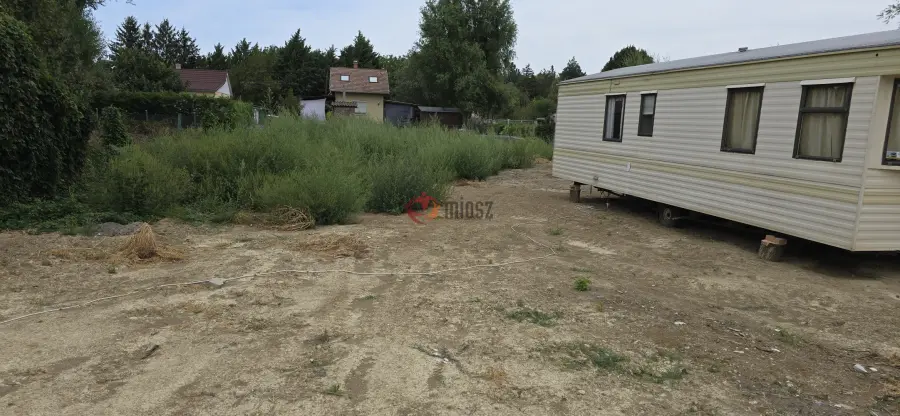 eladó  Építési telek, Csörög