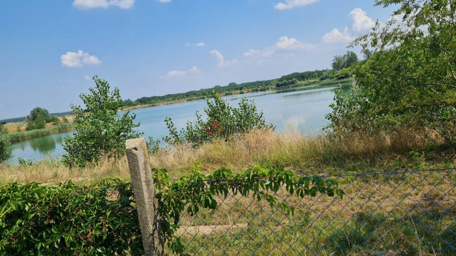 eladó  Építési telek, Délegyháza