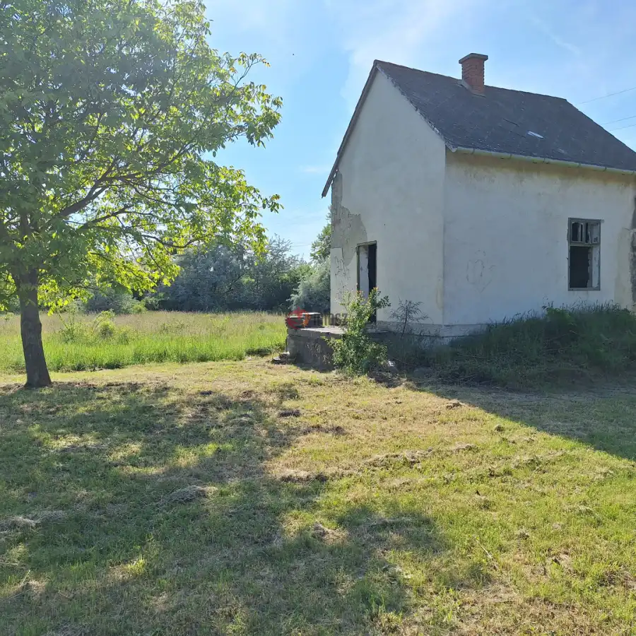 eladó  Építési telek, Székesfehérvár