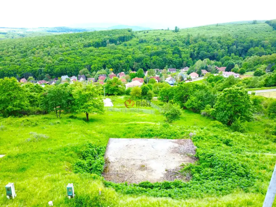 eladó  Építési telek, Szendehely