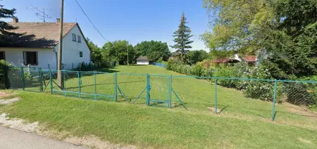Eladó telek, Balatonszárszó 1088 m² 59.9 M Ft