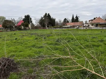 eladó telek, Dömsöd