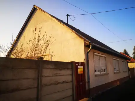 Eladó telek, Gyula 38 M Ft