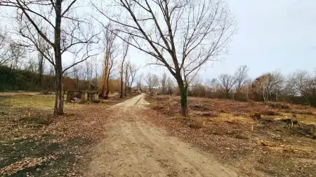 eladó telek, Martonvásár