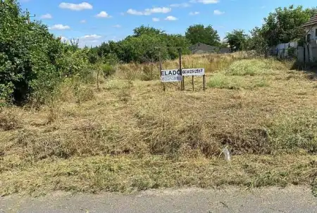 eladó telek, Nagykáta