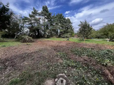 Eladó telek, Oroszlány 1183 m² 19.99 M Ft