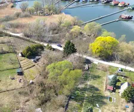 eladó telek, Oroszlány