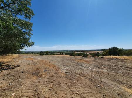 eladó telek, Pákozd