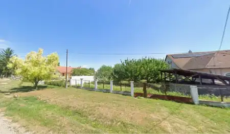 Eladó telek, Tiszalúc 814 m² 1.8 M Ft