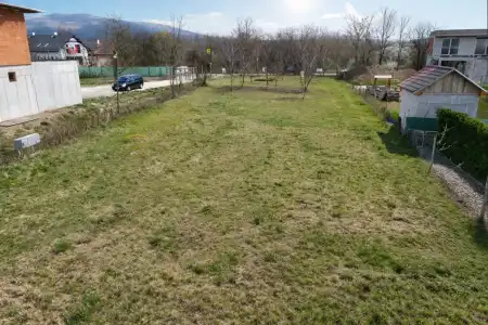 Eladó telek, Vác 2400 m² 54.9 M Ft