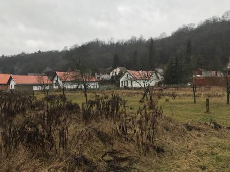 eladó telek, Zebegény