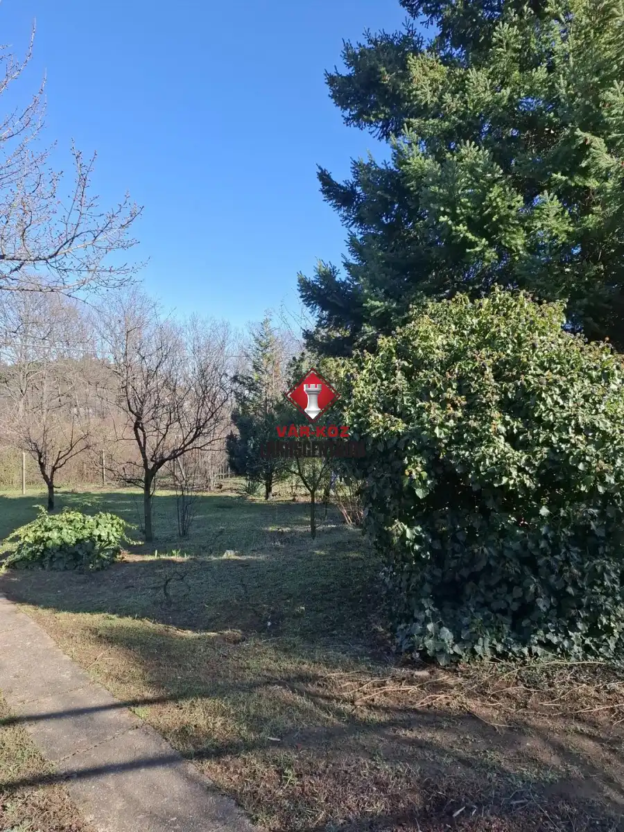 eladó  Üdülő, Budaörs