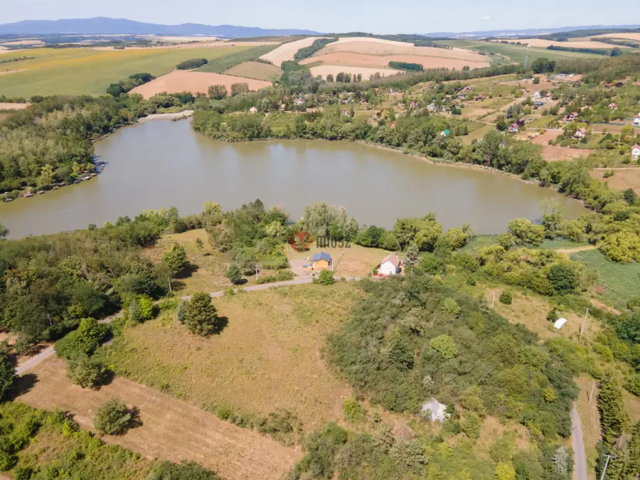 eladó  Üdülő, Kisecset