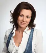 Vámos Lívia Vámos Lívia